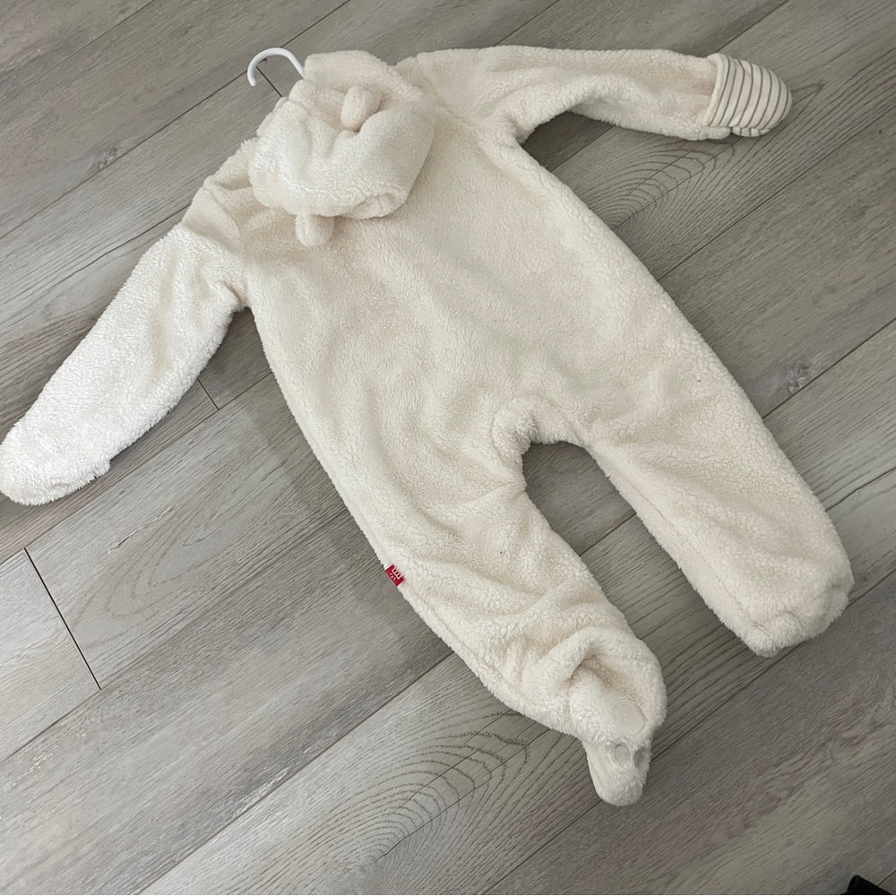 Magnetic Me Onepiece minky magnetic pram Cream size 6-9 months soft lounge snow - Picture 2 of 4